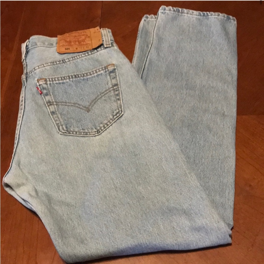 Woman’s 501 Button Fly Levi’s made in the USA